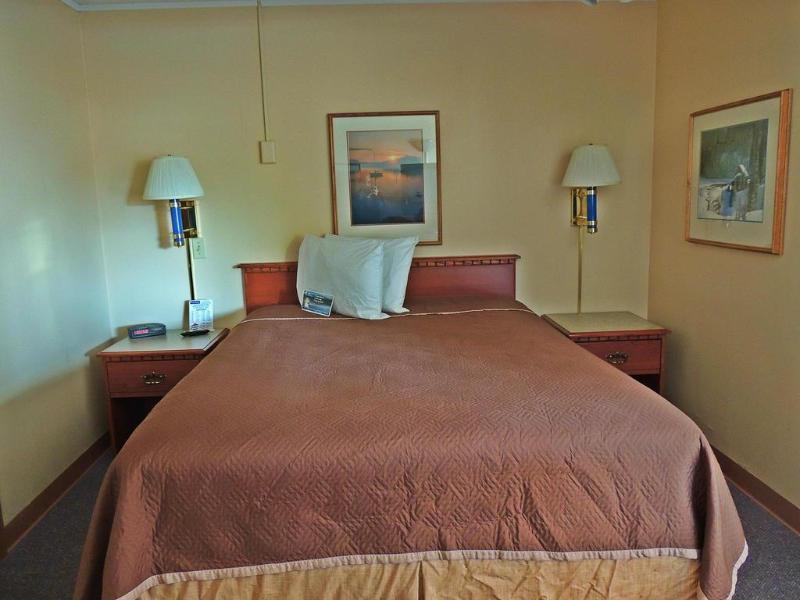 Travelodge By Wyndham Калиспел Екстериор снимка
